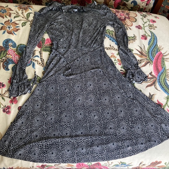 Express Faux Wrap Long Sleeve Dress - Picture 9 of 13